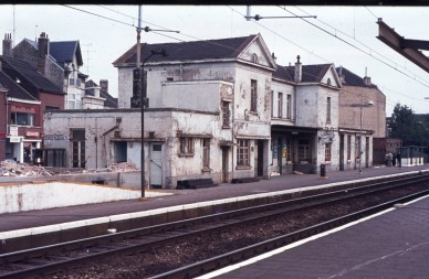 TUBIZE  DIA 81-6907.jpg